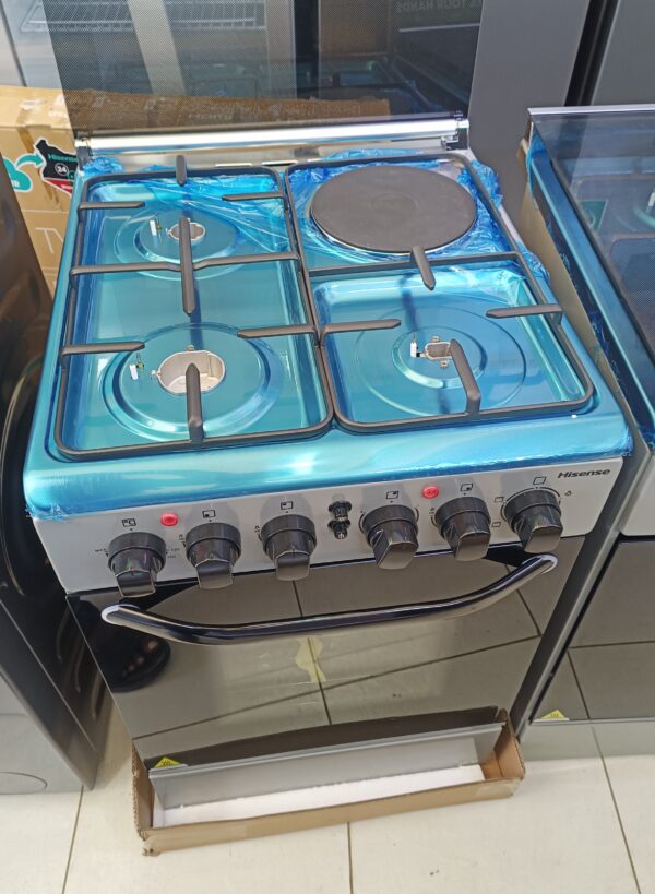 Hisense 50×50 Cooker – Compact Energy Efficient Kitchen Cooker